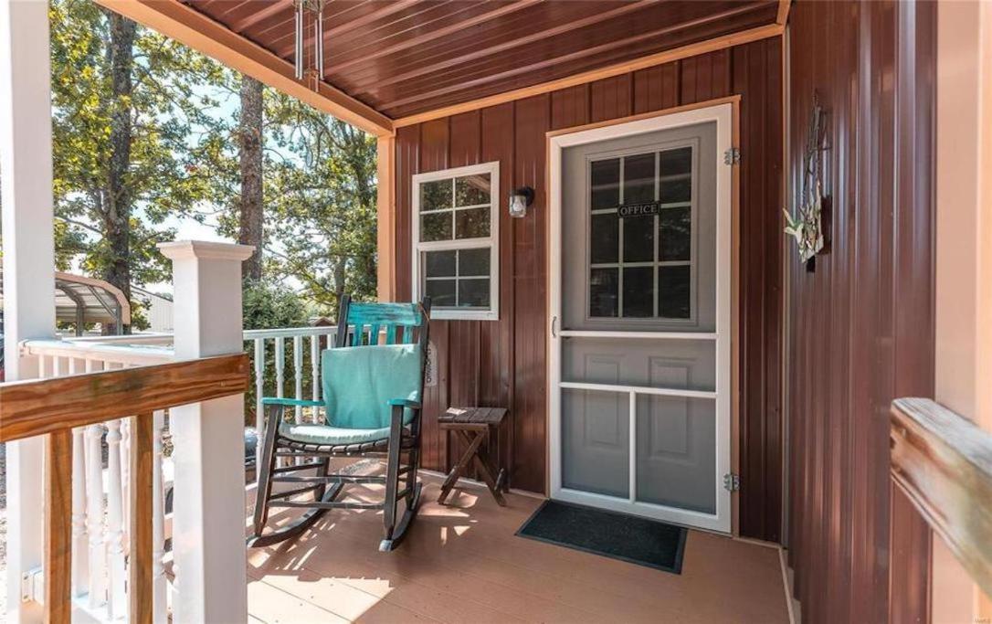 Dragonfly Meadows Guesthouse Stoutland Luaran gambar